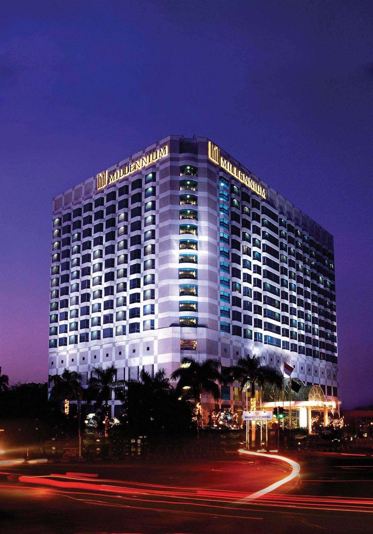 Millennium Hotel Sirih Джакарта Экстерьер фото